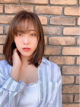 バズ(BUZZ) 伸ばしかけミディアム＜Buzzさの＞