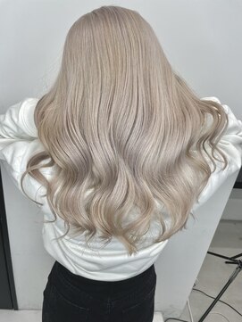 エゴル ナゴヤサカエ(ENGOL NAGOYA SAKAE) ホワイトベージュ