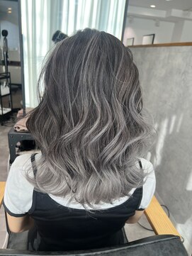 ラフトーキョウセカンド(RAF TOKYO 2nd) KURO流バレイヤージュ