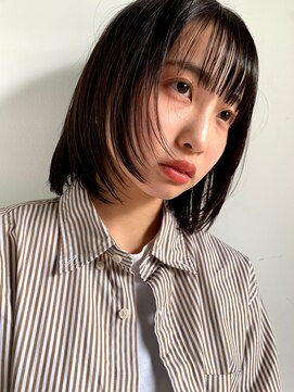 カサネ(casane) 顔まわりレイヤーカット