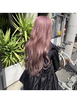 シー(Ciii) stylist イケダ guest snap >>ハイトーンペールピンク