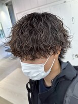 フィフス 天神大名(fifth)&nbsp;波巻きスパイラルパーマ刈り上げツーブロックウルフメンズパーマ