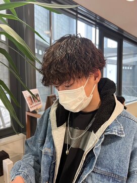 アウラ(AURA) 波巻きパーマツイストスパイラルスパイラルパーマ