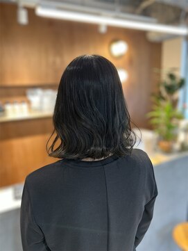 ニコ(niko) 【二村】ブルーグレージュ 外ハネボブ