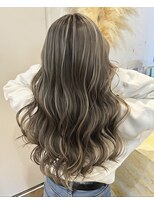 ラビス 浦和(Lovis)&nbsp;アンブレラカラー／こなれミディ／ウェーブパーマ／韓国マッシュ