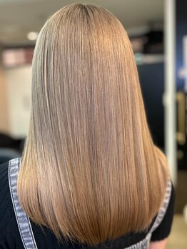 レヴェヘア rever hairの写真/ダメージレスのカラー剤/髪質改善トリートメント/最新の商材導入でより艶のある仕上がりをご体感ください！
