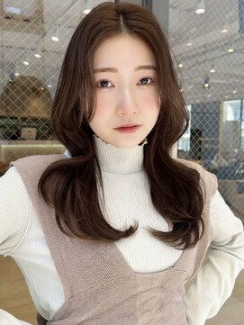 グランド(GRAND) ロングヘア30代40代ストレートレイヤー前髪なし表参道【古岡】