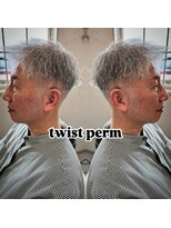 髪屋 紬 メンズ/メンズカット/メンズパーマ/ツイスト