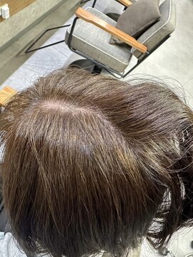 コンフィー(comfy) 白髪ぼかし