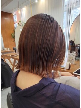 ピピバイヨーク(pipi, by yoke.) 切りっぱなしボブ縮毛矯正