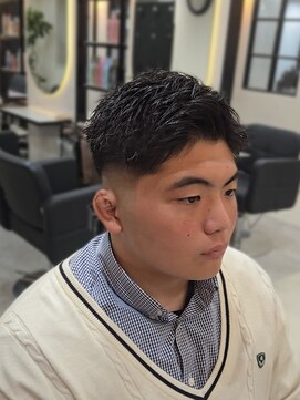 ラピス 名古屋駅前店(Lapis) 七三分け短髪フェード/メンズショート/スキンフェード