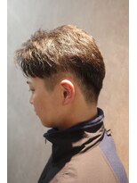 ザ クラン バイ ヘッドライト 仙台長町店(THE CLAN by HEADLIGHT)&nbsp;センターパート/ツーブロック