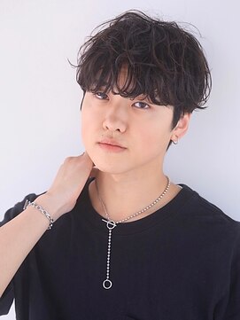 シスタ(SISTA) 【SiSTA】田中黒髪韓国マッシュツイストスパイラルコンマヘア