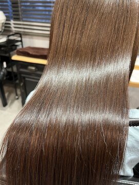 ライフ(LIFE) 髪質改善ヘアエステ/縮毛矯正/ストレート/イメチェン/フェミニン