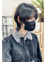 デコル(DecoL.)&nbsp;ショートウルフ(大分/ワサダ) ［DecoL.伊東］