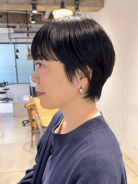 ダンボ(DUMBO) ナチュラルな黒髪　ショート