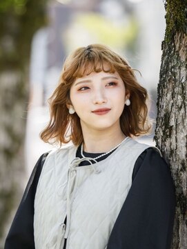 スパシーバ(Hair design SPASIBA) 抜け感たっぷり！カラーとゆるふわ肩上パーマで叶える透明感ヘア