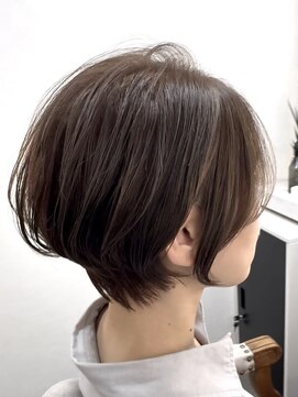 クラヴィア エクラート 梅田店(CLAVIA.ECLART) ショートボブ