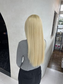 ミスラグジュアリー(Miss Luxury) White blond