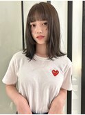 大人ナチュラル顔周りレイヤーカット オリーブカラー 艶髪