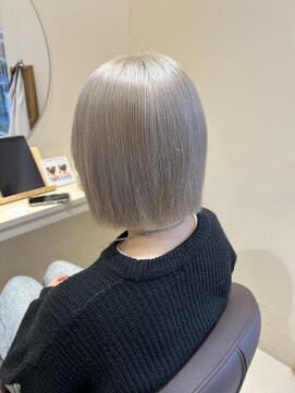 ホワイトブロンド