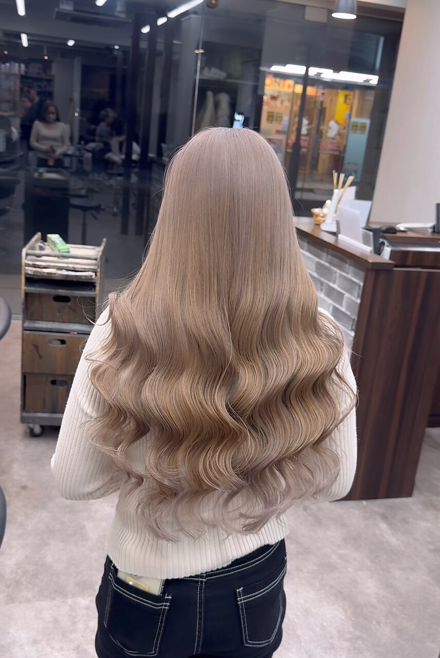 2025年-2026年冬】ホワイトミルクティーの髪型・ヘアアレンジ｜人気順