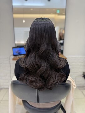 アピッシュ アオヤマ(apish AOYAMA) コテ巻きパーマ/デジタルパーマ/韓国風パーマ