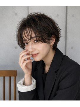 ゲイン(Gain) ショートカット×白髪ぼかし、ハイライト×縮毛矯正×髪質改善