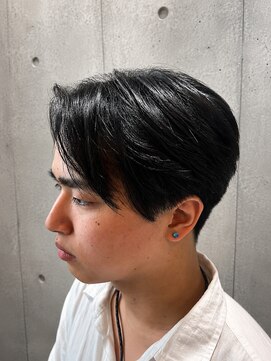 バーバーバー ナカノ(BARBER BAR NAKANO) 黒髪ナチュラル韓国センターパート