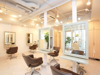 ヘアーサロン イルア 北越谷(hair salon I'LUNA)