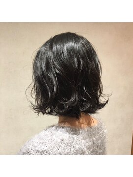 ライフ ウィズ ヘア(LIFE with HAIR) 切りっぱなしアレンジボブ