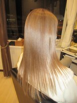 コアフィールフィス(COIFFURE fils)&nbsp;《見附　今町》M3D ハイトーン　シルバー×アッシュ