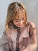 エアリーミディ　ショートパーマ　黒髪　ホワイトアッシュ