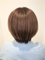 リーオオサカ(Lee Osaka)&nbsp;酸性ストレート×ショートボブ/kana