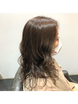 ヘアメイク ジール 羽黒店 ゆるふわサマーロング