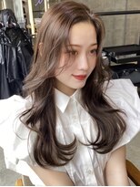 ウェイズ トウキョウ(Ways TOKYO)&nbsp;ロングヘアの色っぽ明るめベージュ