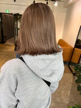 メリー オオサカ(Merly Osaka) 大人おしゃれでさりげないハイライト_ブラウンベージュ_