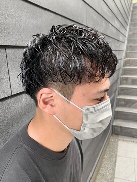 アンガーデン(Une GARDEN) メンズショートパーマ/眉毛カット/ツーブロ/メンズヘア