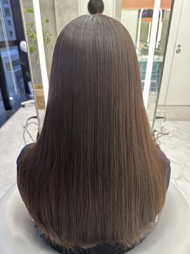 ロンドルーチェ 心斎橋(Lond luce) ダークアッシュ/ミディアムレイヤーカット［髪質改善/縮毛矯正］