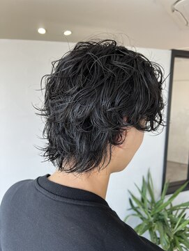 イロ(iro.) メンズウルフ◎パーマスタイル