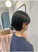 透明感黒髪マニッシュショート【中居】