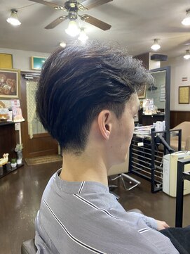 K'S美容室 サイドに流れを