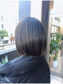 オリーブグレー