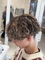 オーシャントーキョー 仙台(OCEAN TOKYO)&nbsp;ハイライト波巻きツイストスパイラルツーブロックメンズパーマ