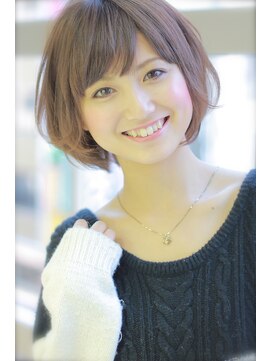 リル 7F 銀座(Rire) 【Rire-リル銀座-】くせ毛風☆エレガントショートボブ