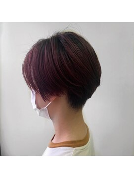ルアナ ヘア アンド トリートメント(Luana) ボルドー×ハンサムショート◎桑原