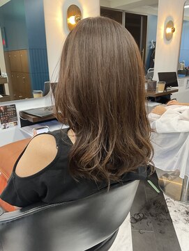 アフロディーテギンザ 神保町(APHRODITE GINZA) カール/セミディ/シアーカラー/姫カット［御茶ノ水/神保町］