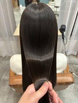 イオエ 岡本(ioe) 髪質改善/ショコラアッシュ/ヘルシースタイル/縮毛矯正/春カラー