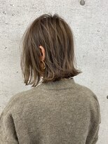 イキ 表参道(iki omotesando)&nbsp;モード/無造作ウェーブ/大人ガーリー[表参道駅]