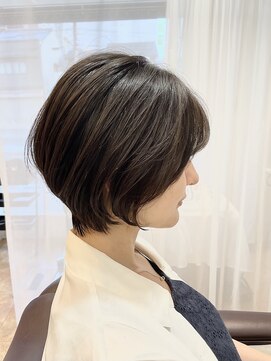 ウィロー(WILLOW) 【WILLOW京橋】小顔に見えるショートボブ(小玉泰基)